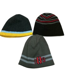 Youth boys winter hats lot of 3